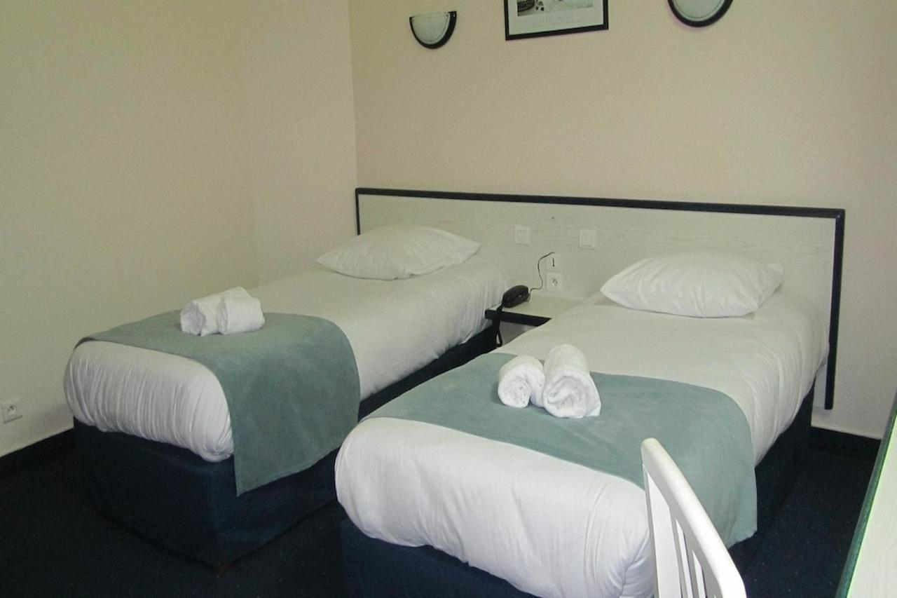 Hotel Suzane Angers Exterior foto